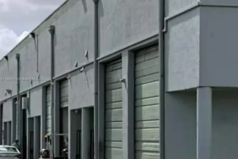 8726 NW 119th St # 10, Hialeah Gardens FL 33018