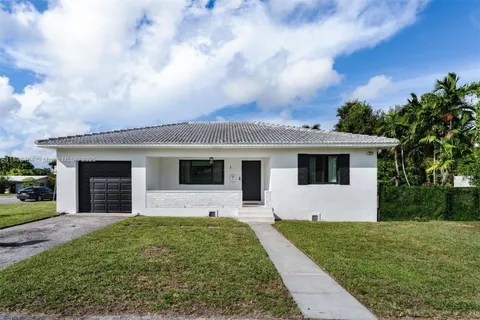 1 NE 86th St, El Portal FL 33138