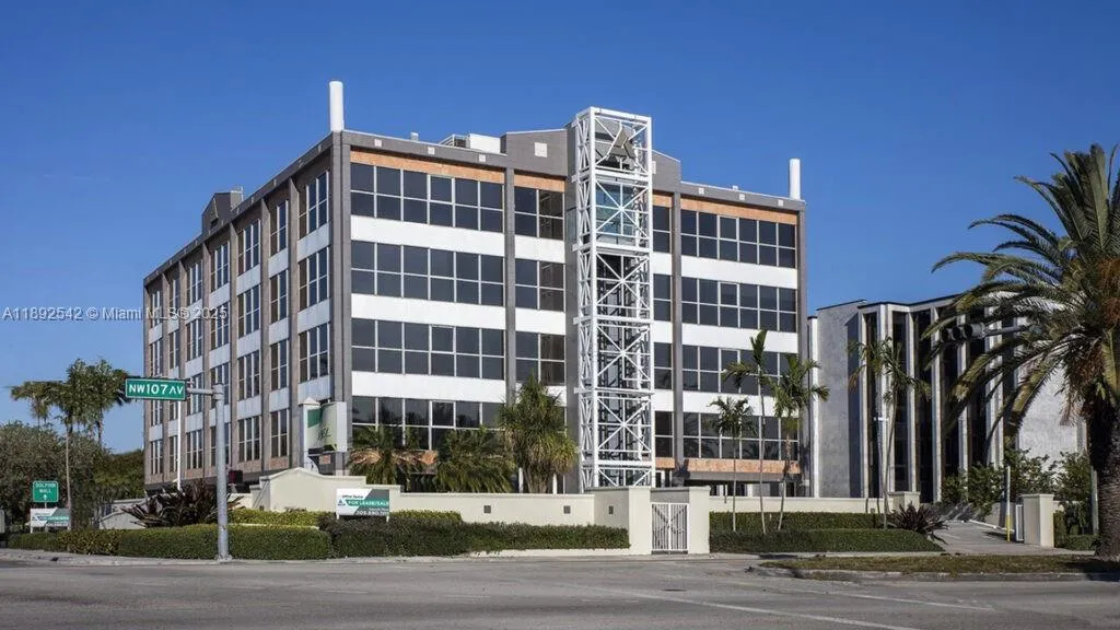 1400 NW 107th Ave # 206, Sweetwater FL 33172