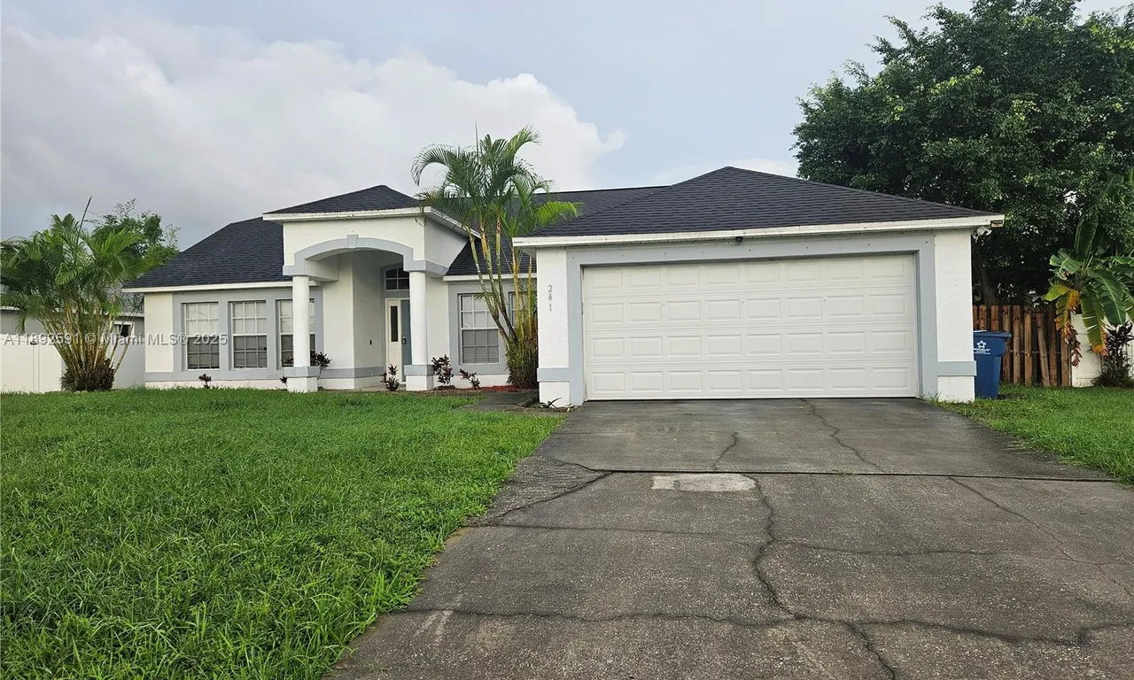 241 NE Biltmore Ave, Palm Bay FL 32907