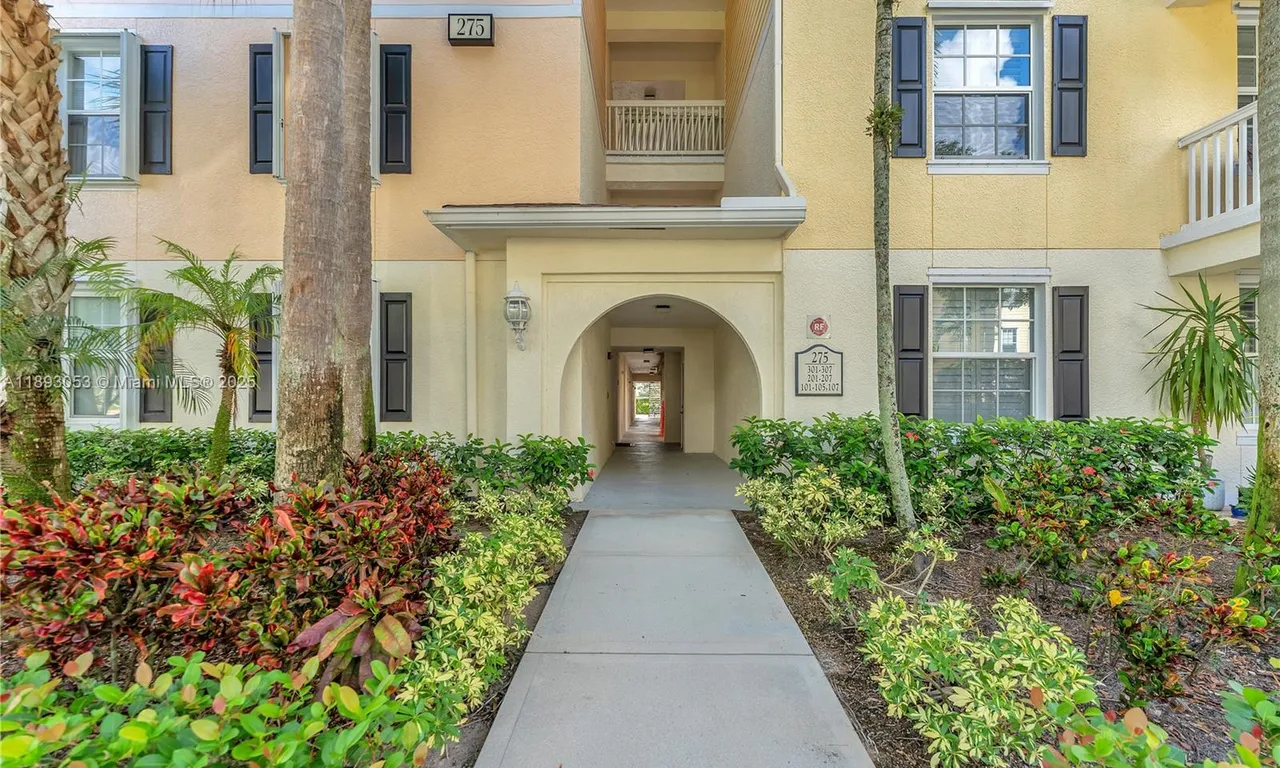 275 Murcia Dr # 104, Jupiter FL 33458