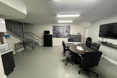 10820 NW 138th St # C, Hialeah Gardens FL 33018