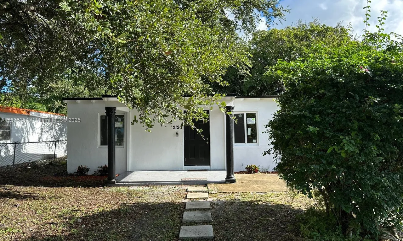 2120 Service Rd, Opa-Locka FL 33054