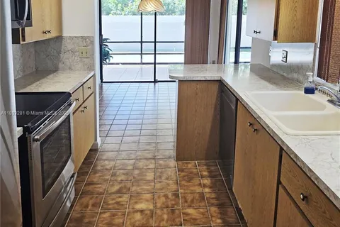 198 Ridge Rd, Jupiter FL 33477