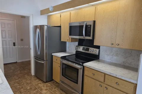 198 Ridge Rd, Jupiter FL 33477