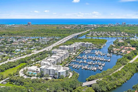 2720 Donald Ross Rd # 203, Palm Beach Gardens FL 33410