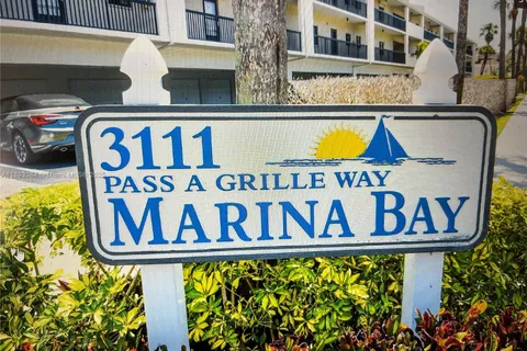 3111 Pass a Grille Way # 110, St Petersburg FL 33706