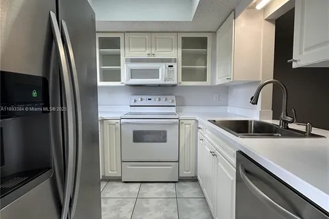 3111 Pass a Grille Way # 110, St Petersburg FL 33706