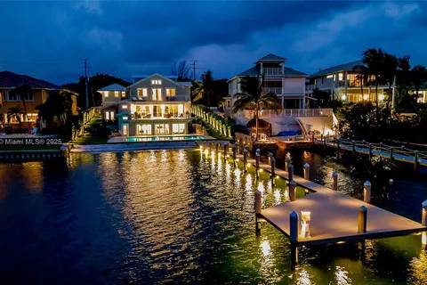 18119 SE Federal Hwy, Jupiter FL 33469