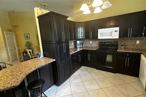 6391 SW 20th St, West Miami FL 33155