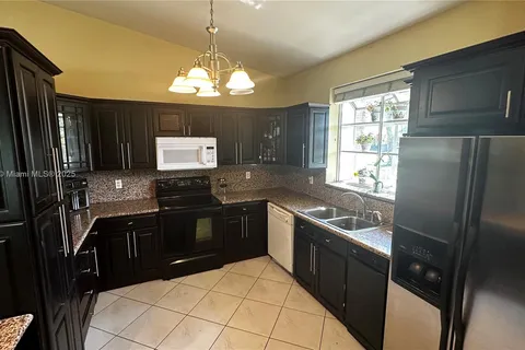 6391 SW 20th St, West Miami FL 33155