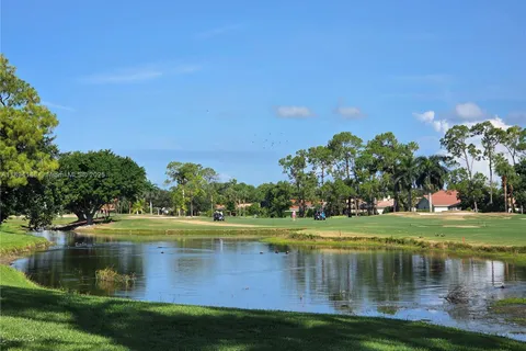 575 Augusta Boulevard # 8, Naples FL 34113