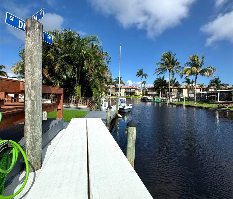 129 SW Hideaway Pl, Stuart FL 34994