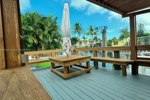 129 SW Hideaway Pl, Stuart FL 34994