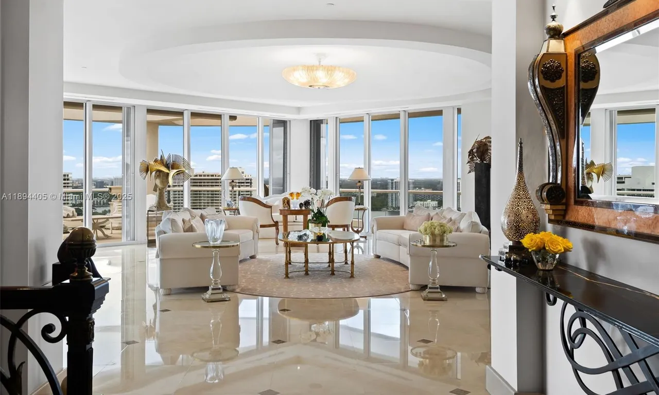 7000 Island Blvd # 02, Aventura FL 33160