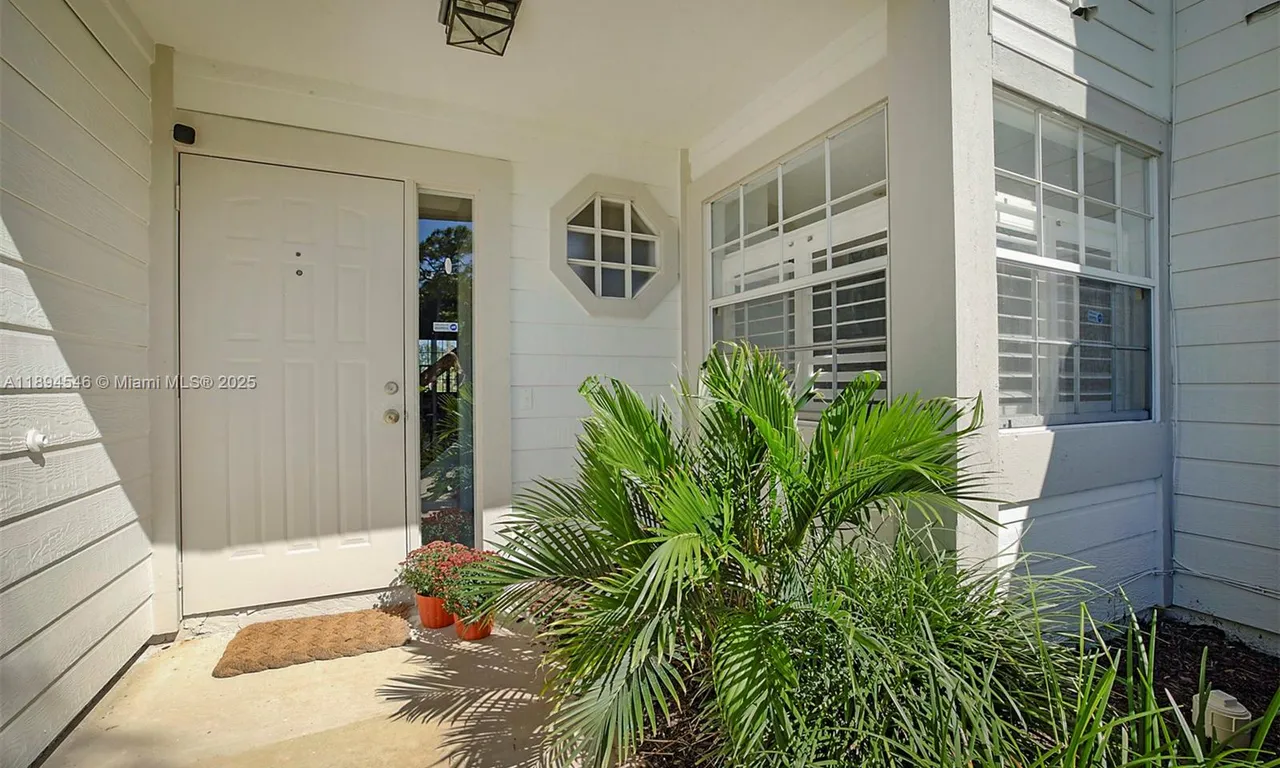 8853 SE Riverfront Ter, Jupiter FL 33469