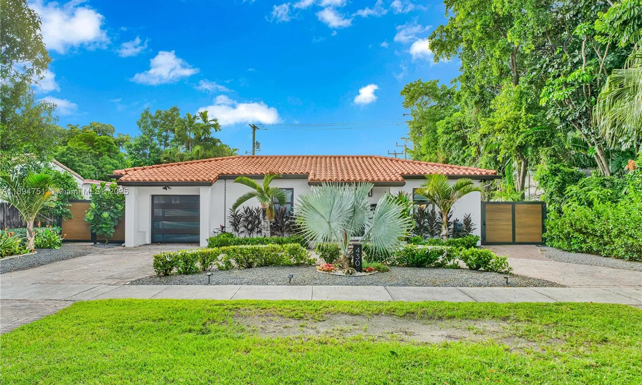 430 Cardinal St, Miami Springs FL 33166