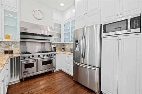 312 NE 12th Ave, Fort Lauderdale FL 33301