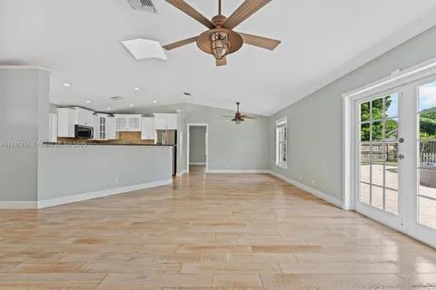 112 Prado St, Royal Palm Beach FL 33411