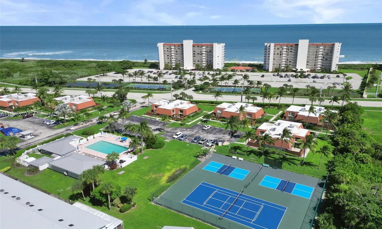 9421 Ocean Drive South, Jensen Beach FL 34957