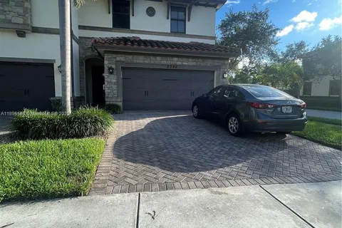 9596 N Town Parc Cir N, Parkland FL 33076