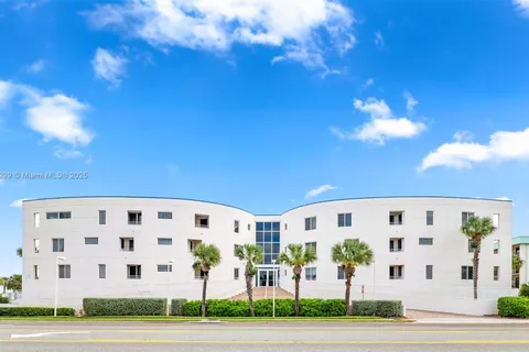 601 N Miramar # 107, Indialantic FL 32903