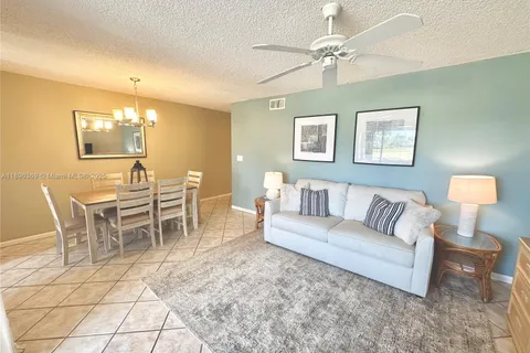 353 S Us Highway 1 # E103, Jupiter FL 33477