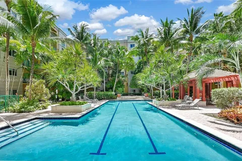 6001 SW 70th St # 231, South Miami FL 33143