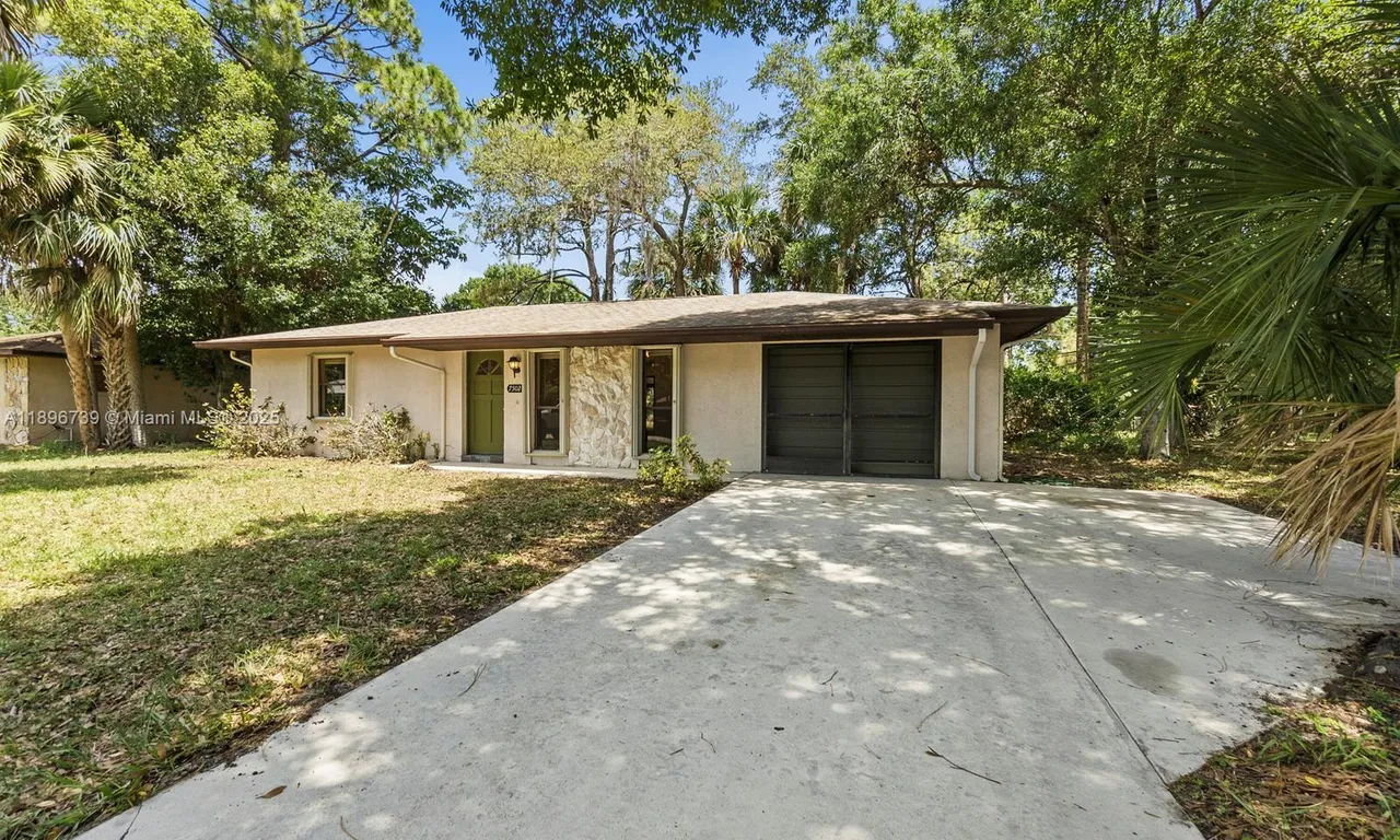 7502 Bayard Rd, Fort Pierce FL 34951