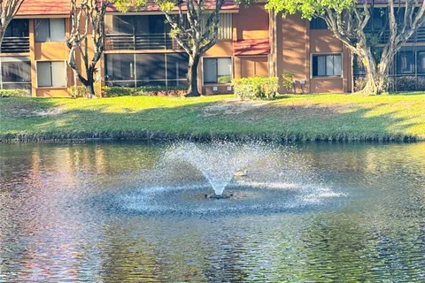 11205 Green Lake Dr # 202, Boynton Beach FL 33437