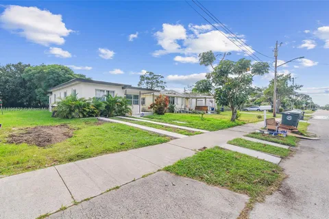 1408 N 23rd St, Fort Pierce FL 34950