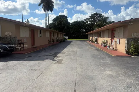 2924 NW 132nd Ter, Opa-Locka FL 33054