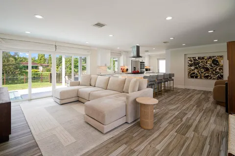 6380 SW 63rd Ave, South Miami FL 33143