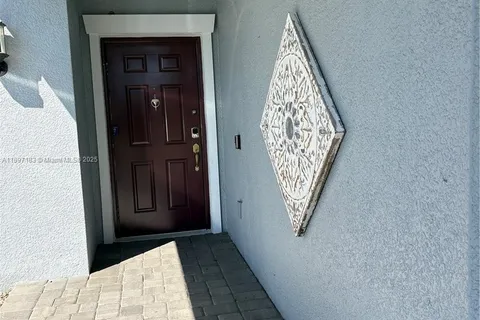 3074 White Horse CT, Kissimmee FL 34746