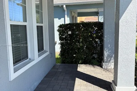 3074 White Horse CT, Kissimmee FL 34746