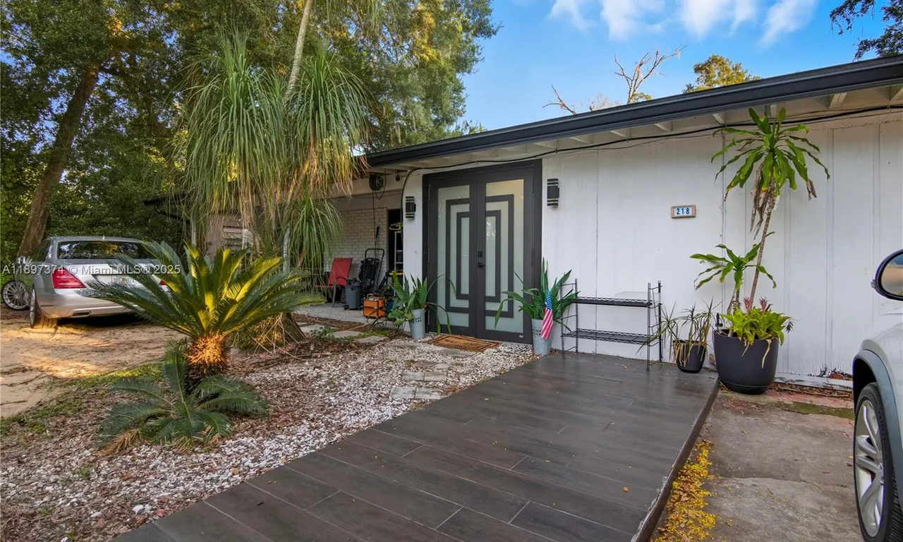 218 Nanette Dr, Orlando FL 32839