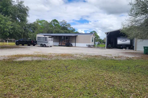 303 Horse Club Ave, Clewiston FL 33440