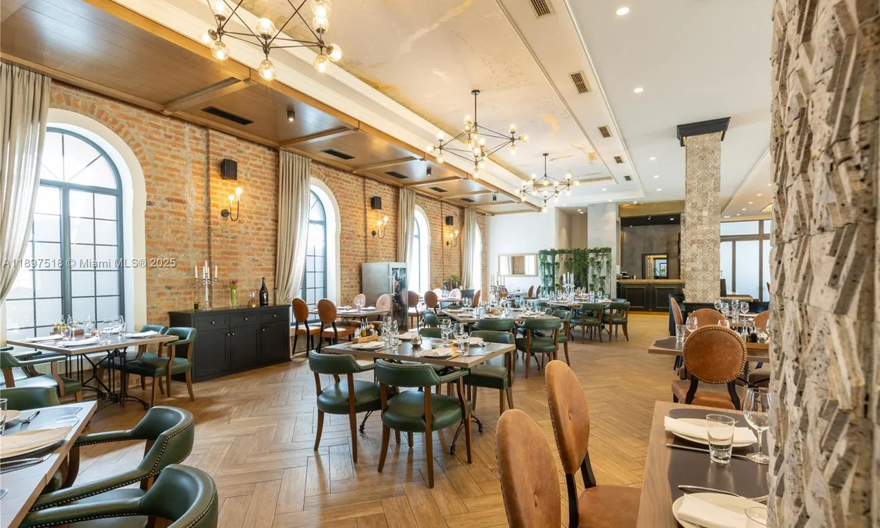 Confidential Restaurant, Orlando FL 32819