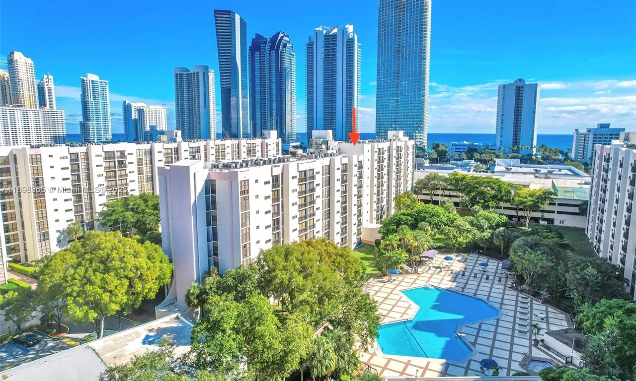 17011 N Bay Rd # 215, Sunny Isles Beach FL 33160
