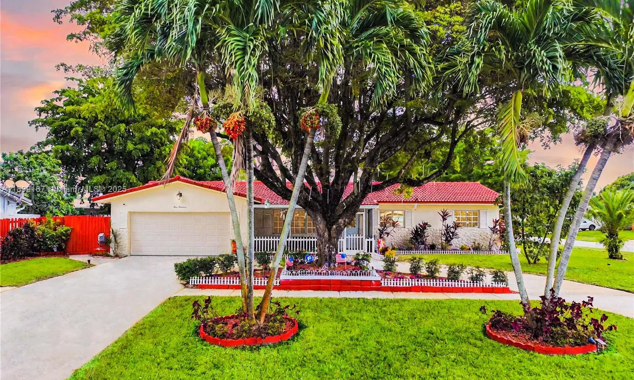 400 NW 41st Ave, Coconut Creek FL 33066