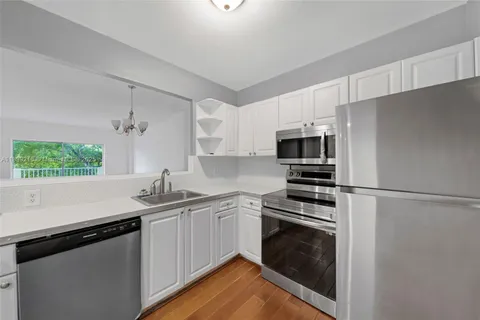 1455 N Treasure Dr # 3K, North Bay Village FL 33141