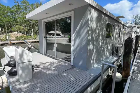 100 Morris Ln #B2, Key Largo FL 33037