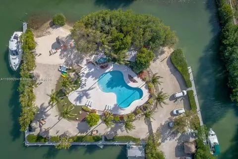 100 Morris Ln #B2, Key Largo FL 33037