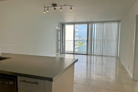 7601 E Treasure Dr # 2308, North Bay Village FL 33141