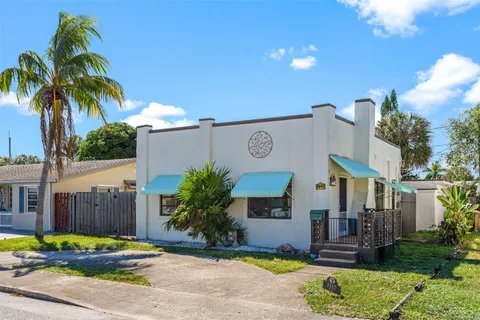 1517 N K St, Lake Worth FL 33460