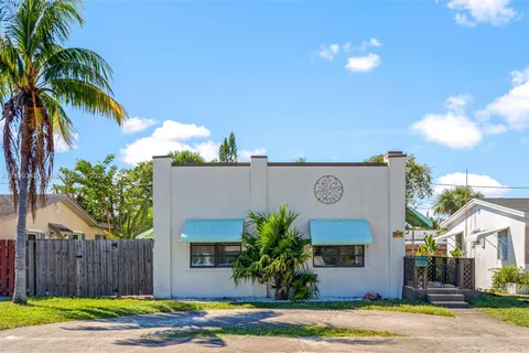 1517 N K St, Lake Worth FL 33460