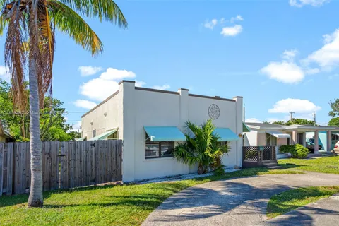 1517 N K St, Lake Worth FL 33460