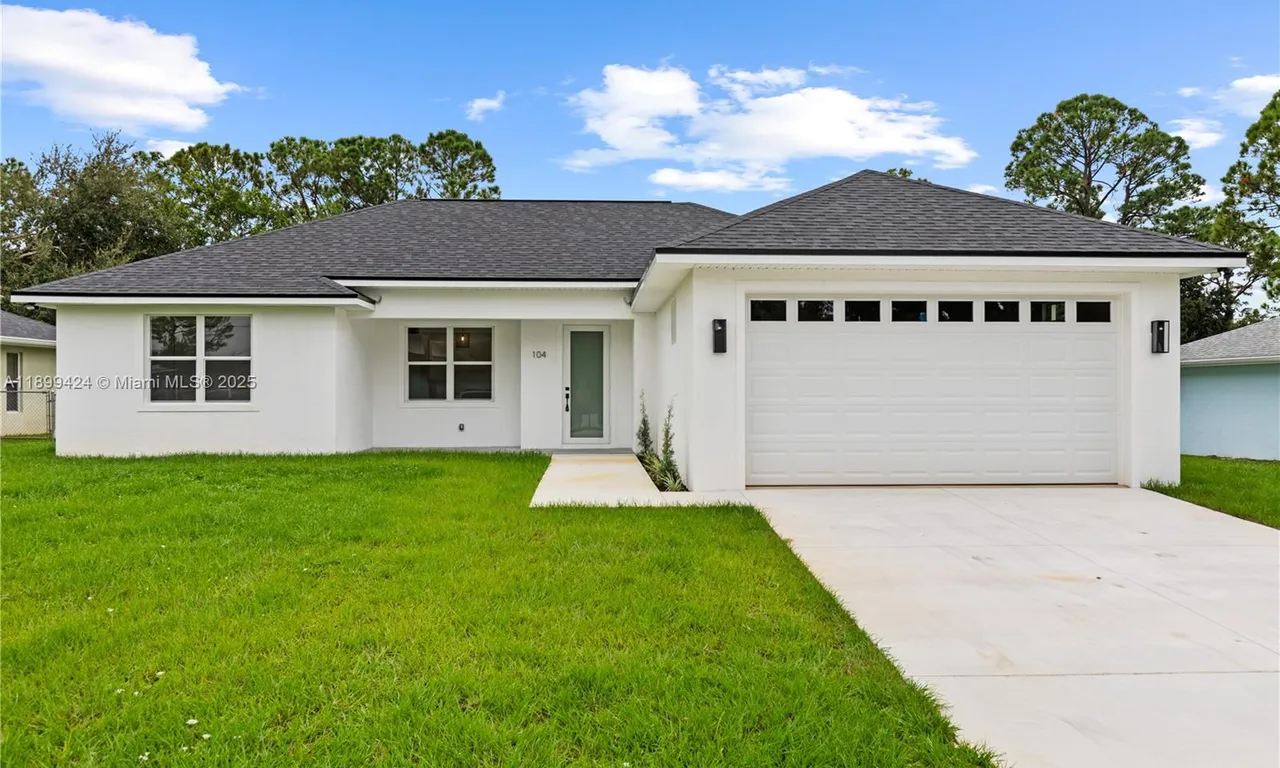 104 Lavender, Lake Placid FL 33852