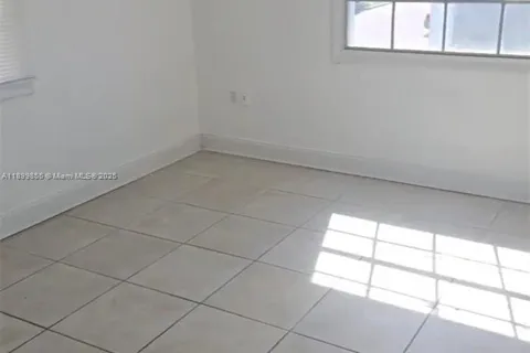 2777 L B MCLEOD RD # C, Orlando FL 32805