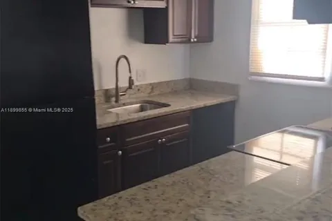 2777 L B MCLEOD RD # C, Orlando FL 32805